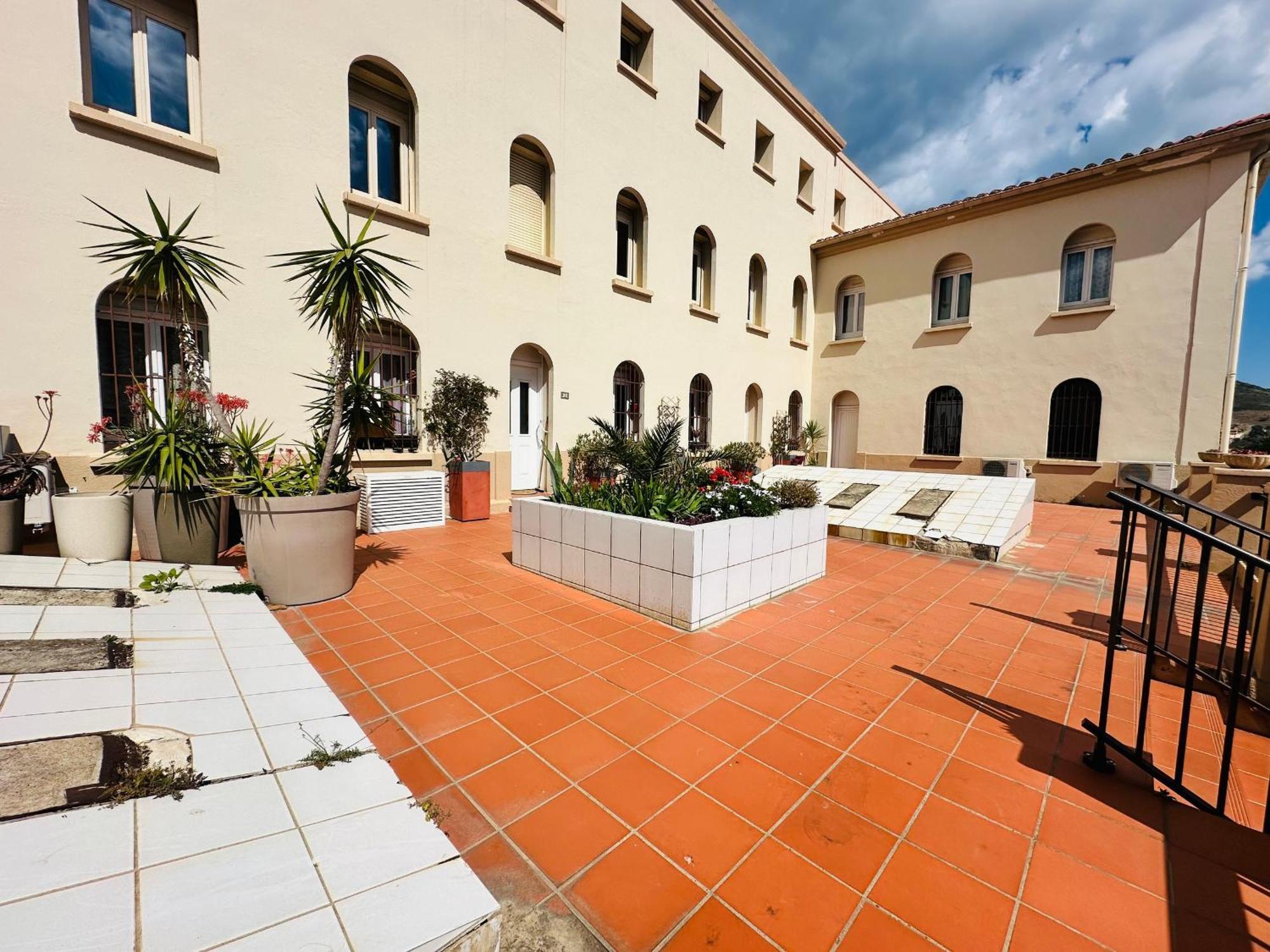 Appartement En Duplex 4 Couchages Au Coeur De Port-Vendres, Face A La Place De L'Obelisque - Fr-1-309-337 Port Vendres Exterior photo